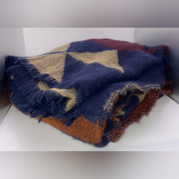 H&M JACQUARD-WEAVE Autumn Scarf with Geometric Patterns 79x24 - Picture 2 of 4